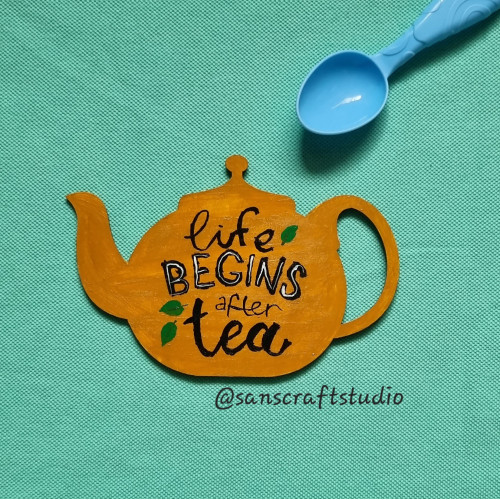 Tea pot with quotes Sans Craft Studio
